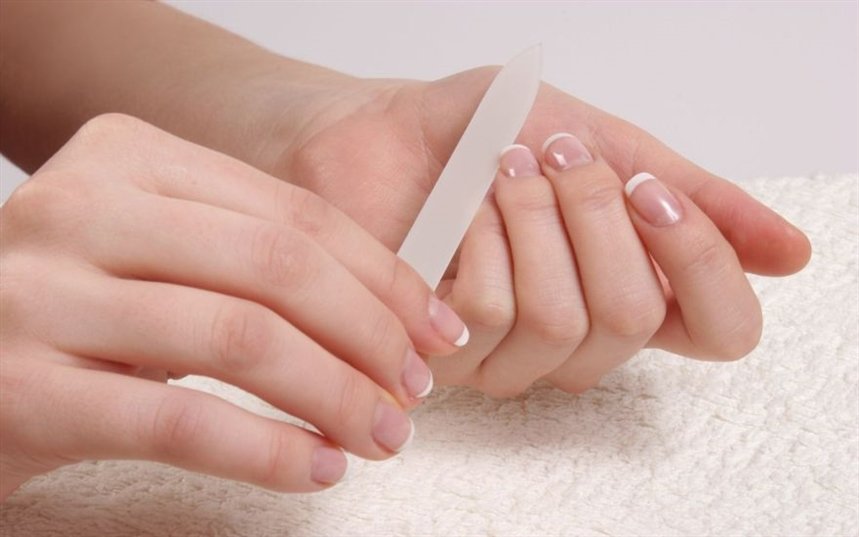 Как отбелить ногти в домашних условиях: 15 лучших способов