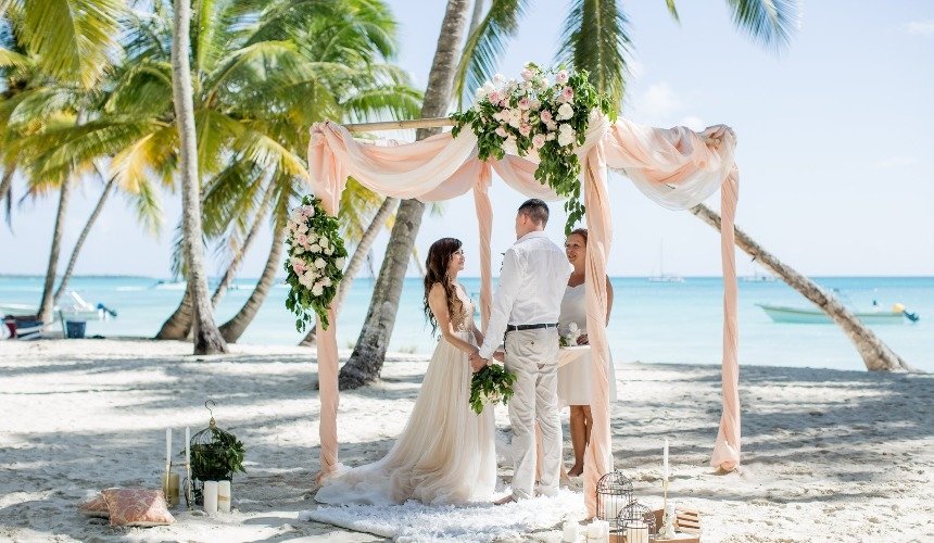 Обзор стран, где будет проходить регистрация свадьбы на пляже