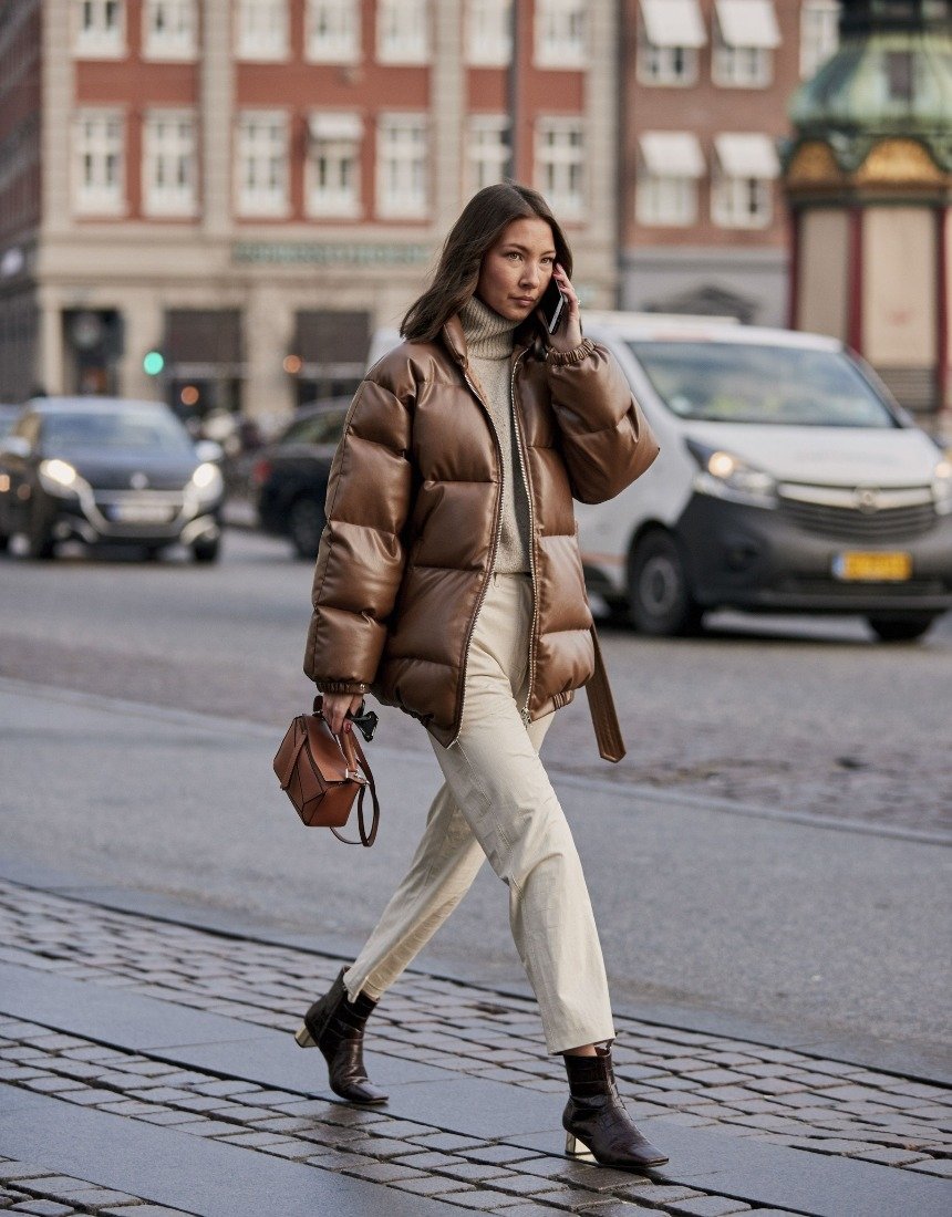 Самые красивые куртки 2024: модные фасоны женских курток